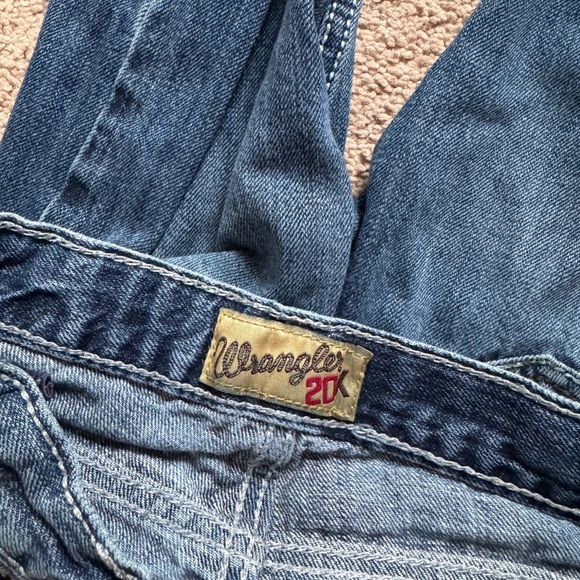 Wrangler 20X Boys Straight Jeans Size 8 Slim Adjustable Waist Medium Wash - Picture 5 of 6